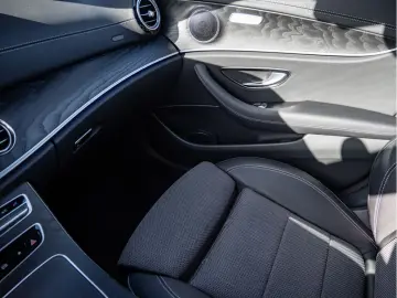 MERCEDES-BENZ E 220 d 4M T All-Terrain AHK Standhz. &hellip;