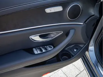 MERCEDES-BENZ E 220 d 4M T All-Terrain AHK Standhz. &hellip;