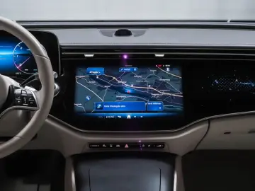 MERCEDES-BENZ E 220 d 4M T All-Terrain SUPERSCREEN P&hellip;