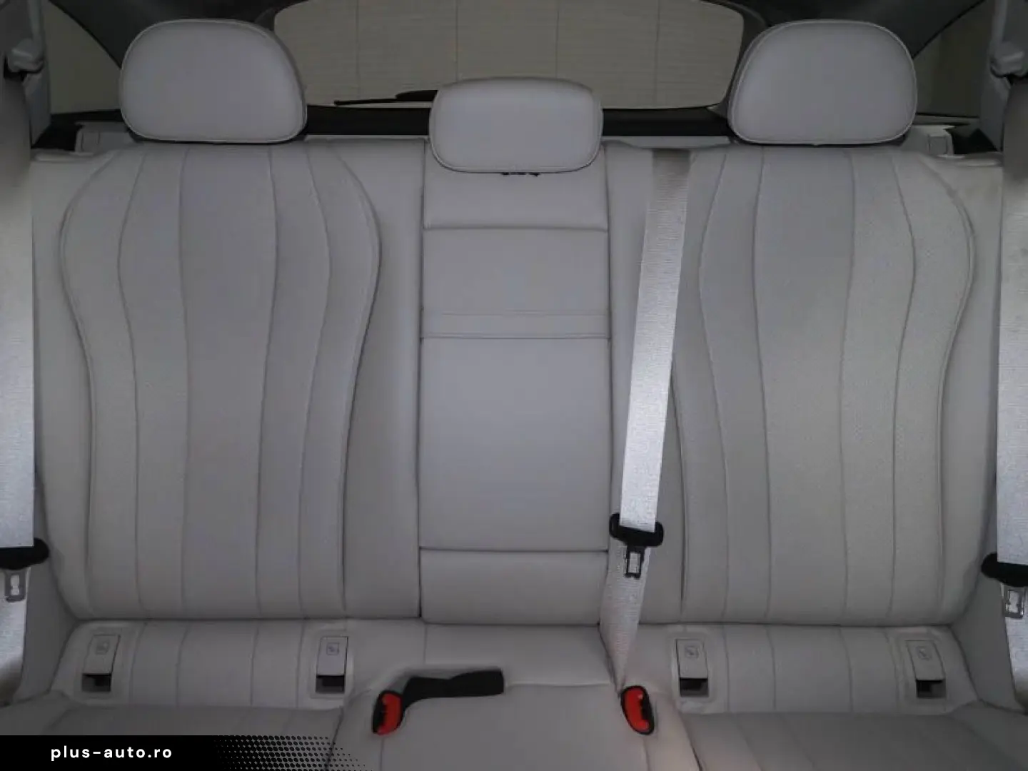 MERCEDES-BENZ E 220 d 4M T All-Terrain SUPERSCREEN P&hellip;