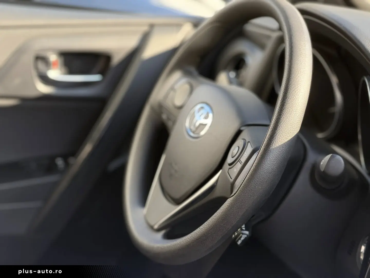 Toyota Auris 1.8 Hybrid Cool