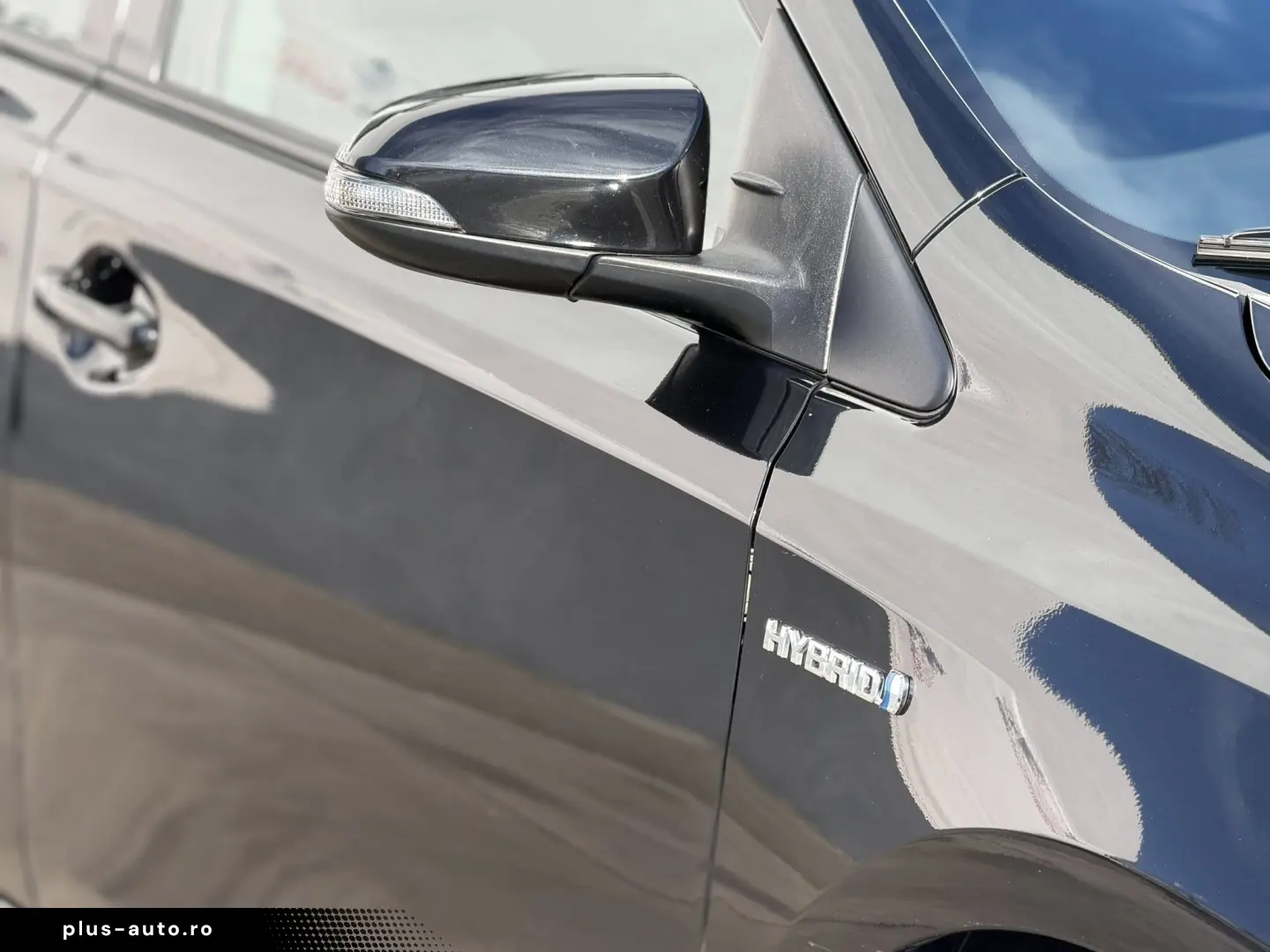 Toyota Auris 1.8 Hybrid Cool