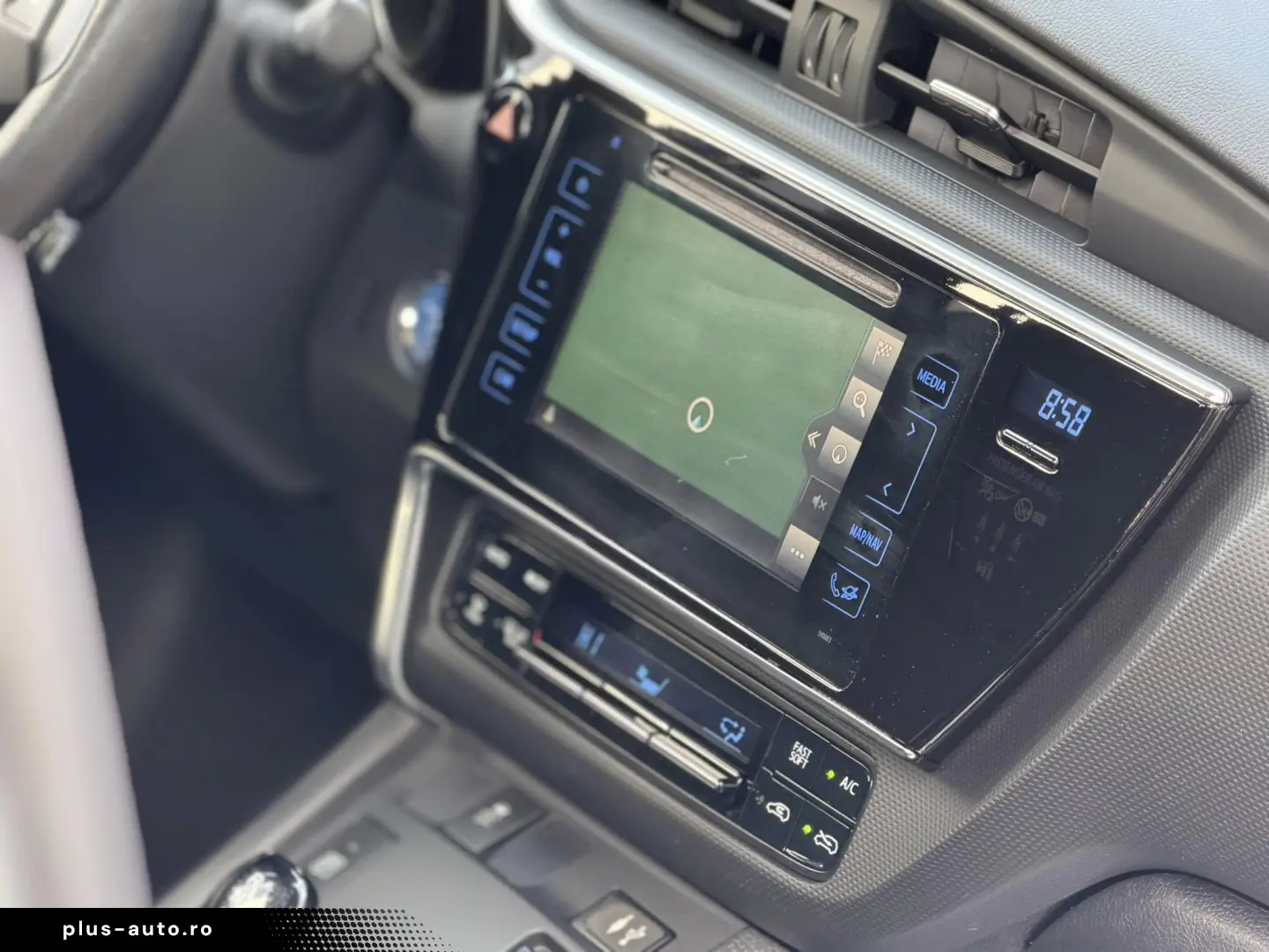 Toyota Auris 1.8 Hybrid Cool