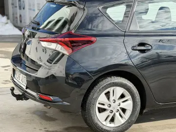 Toyota Auris 1.8 Hybrid Cool