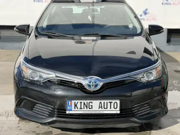 Toyota Auris 1.8 Hybrid Cool