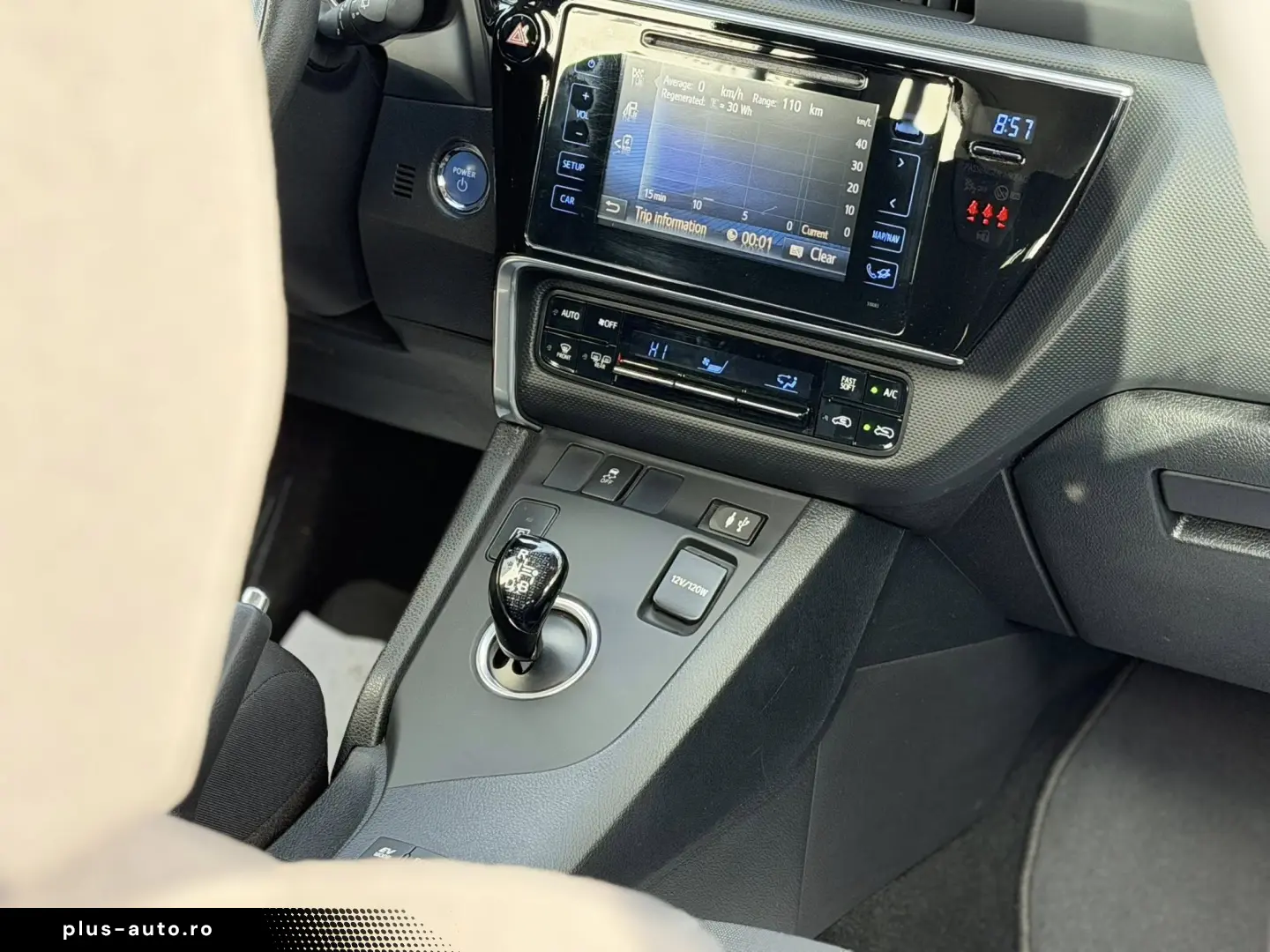 Toyota Auris 1.8 Hybrid Cool