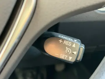 Toyota Auris 1.8 Hybrid Cool