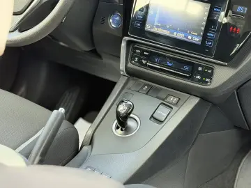 Toyota Auris 1.8 Hybrid Cool