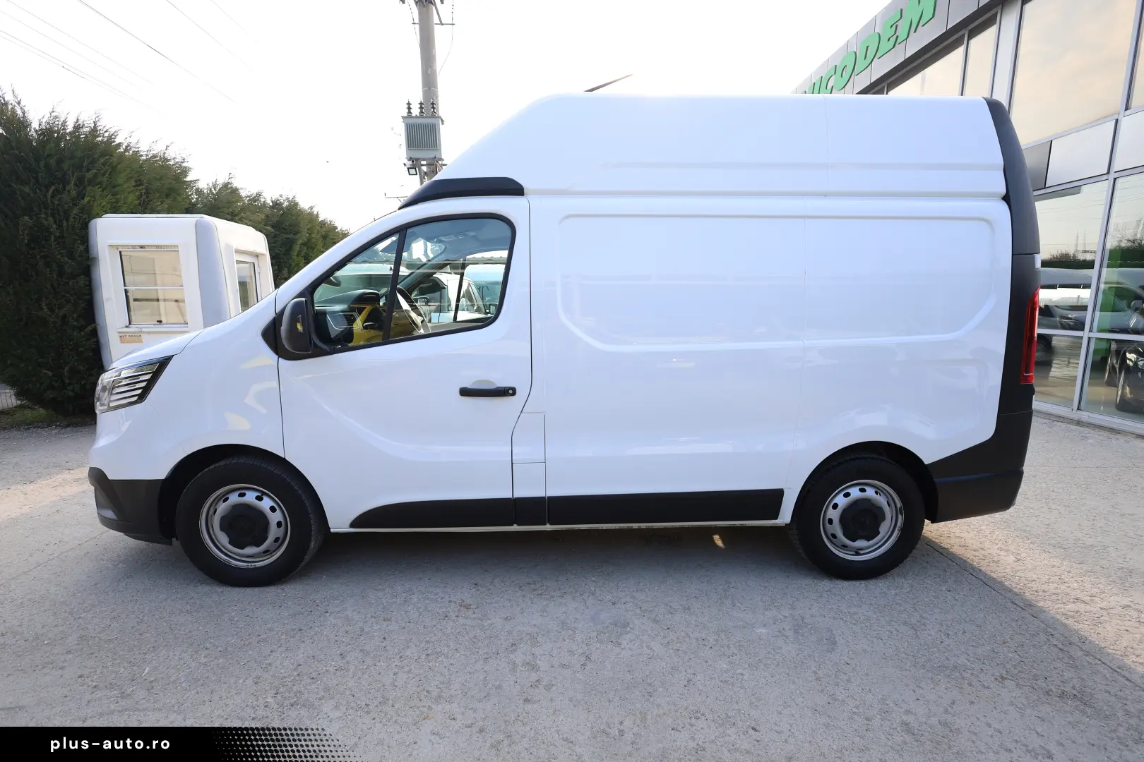Renault Trafic L1H2 2.0D 150CP