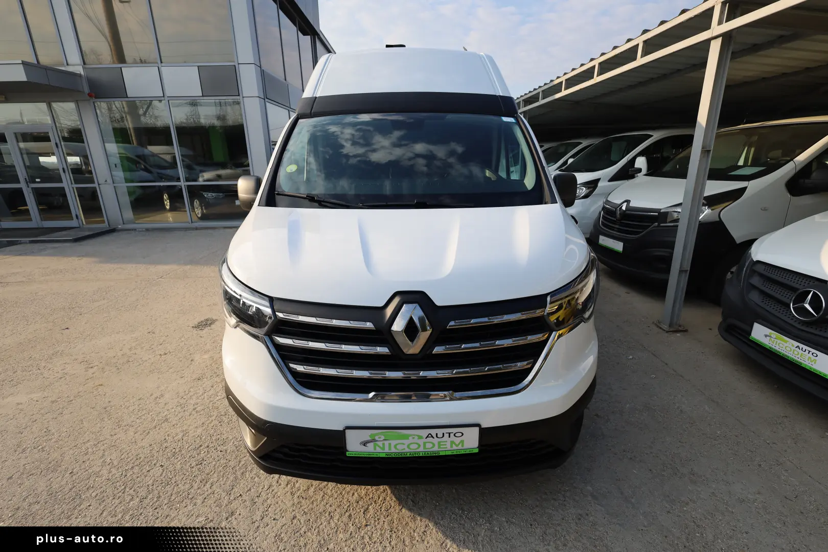 Renault Trafic L1H2 2.0D 150CP