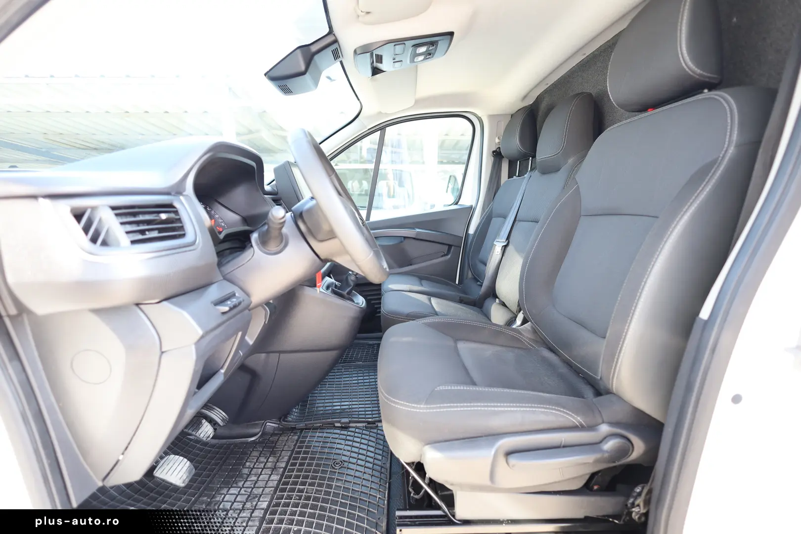 Renault Trafic L1H2 2.0D 150CP