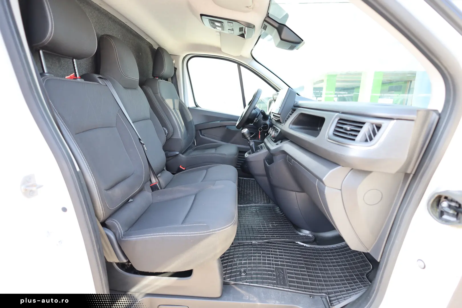 Renault Trafic L1H2 2.0D 150CP