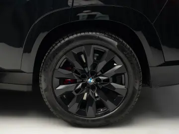 BMW XM 476 CP – SUV Luxury Plug-in Hybrid  Performanță M