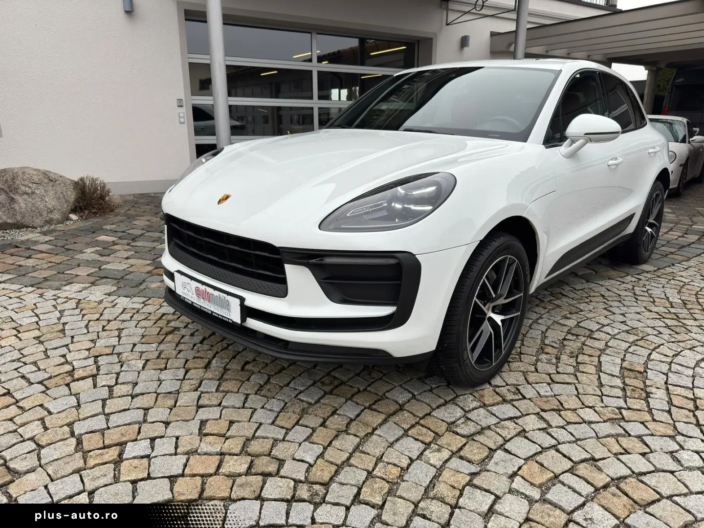 PORSCHE Macan Cam Memo Pano StzHzg Keyless 14-Wege SWA