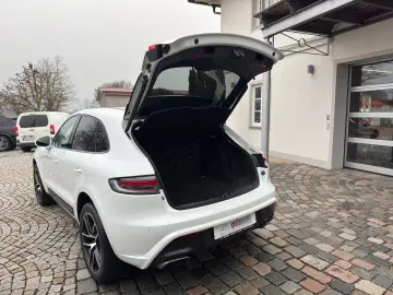PORSCHE Macan Cam Memo Pano StzHzg Keyless 14-Wege SWA