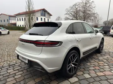 PORSCHE Macan Cam Memo Pano StzHzg Keyless 14-Wege SWA