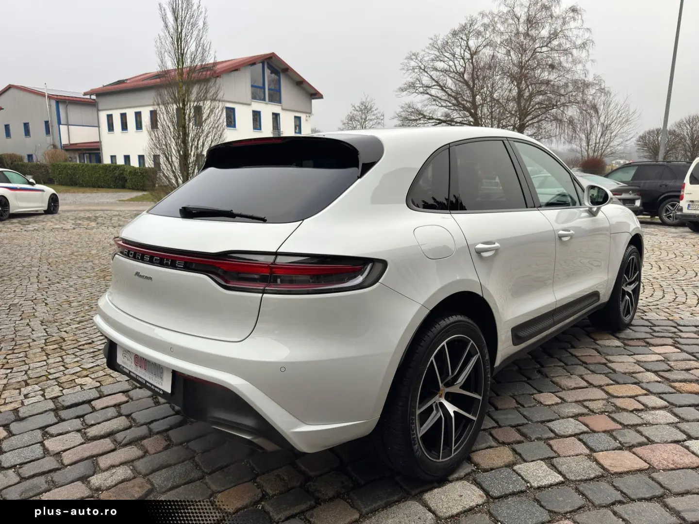 PORSCHE Macan Cam Memo Pano StzHzg Keyless 14-Wege SWA