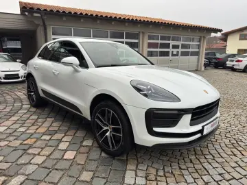 PORSCHE Macan Cam Memo Pano StzHzg Keyless 14-Wege SWA