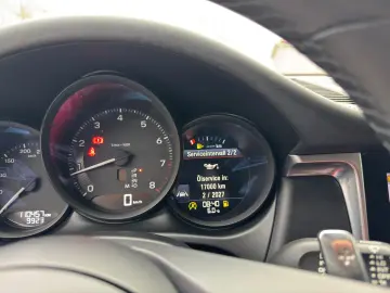 PORSCHE Macan Cam Memo Pano StzHzg Keyless 14-Wege SWA