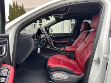 PORSCHE Macan Cam Memo Pano StzHzg Keyless 14-Wege SWA