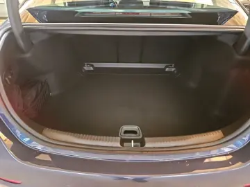 MERCEDES-BENZ C 200 Avantg. ACC LED Navi Winterpaket&hellip;