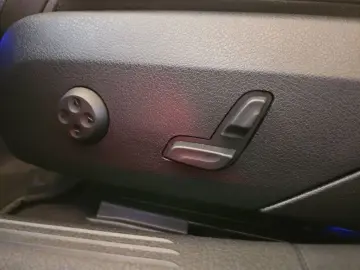 MERCEDES-BENZ C 200 Avantg. ACC LED Navi Winterpaket&hellip;