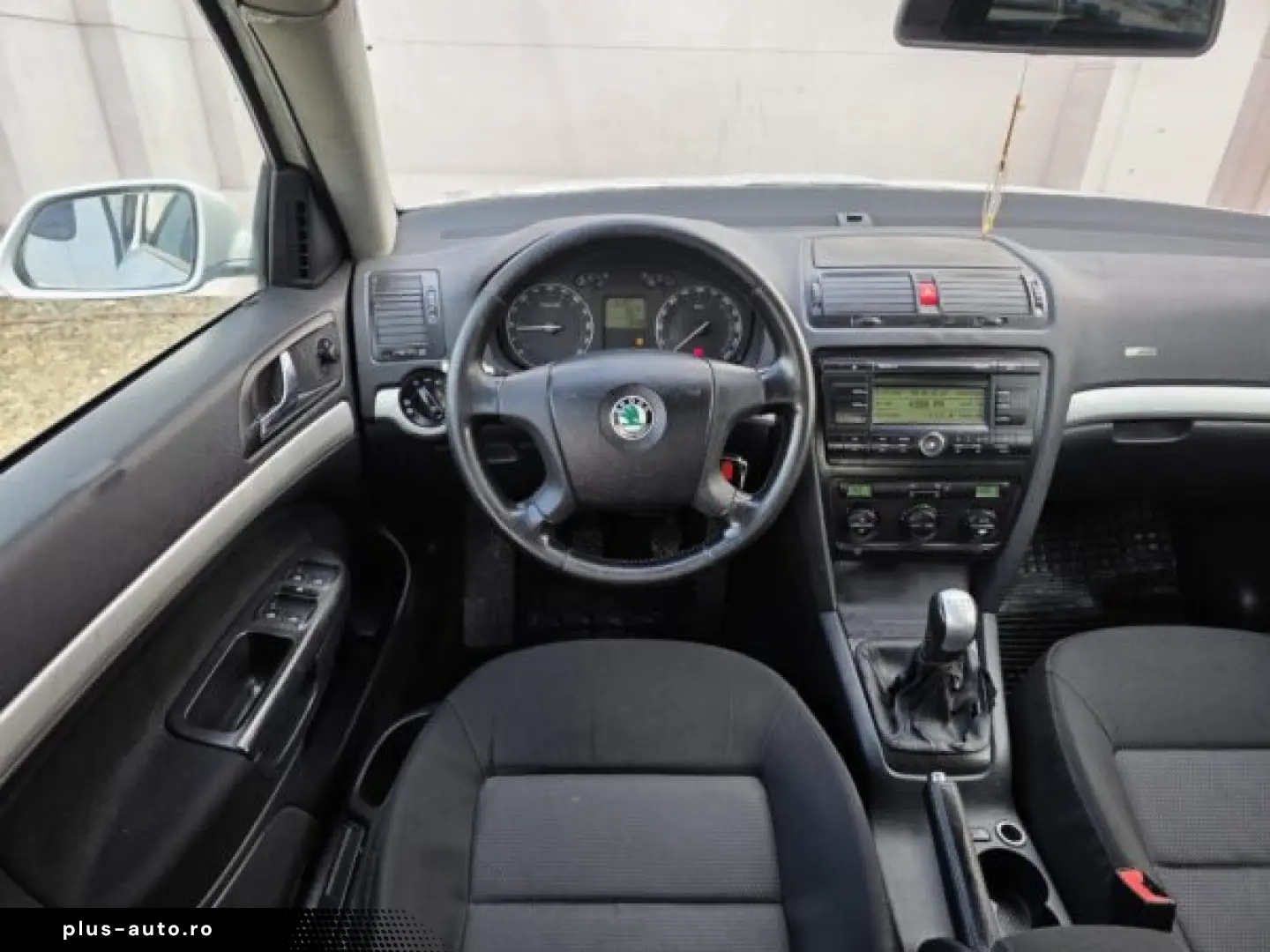 SKODA OCTAVIA   An 2006   Motor 1 9