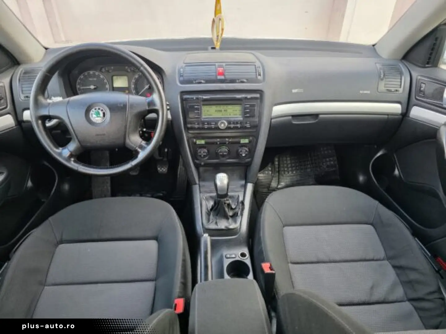 SKODA OCTAVIA   An 2006   Motor 1 9