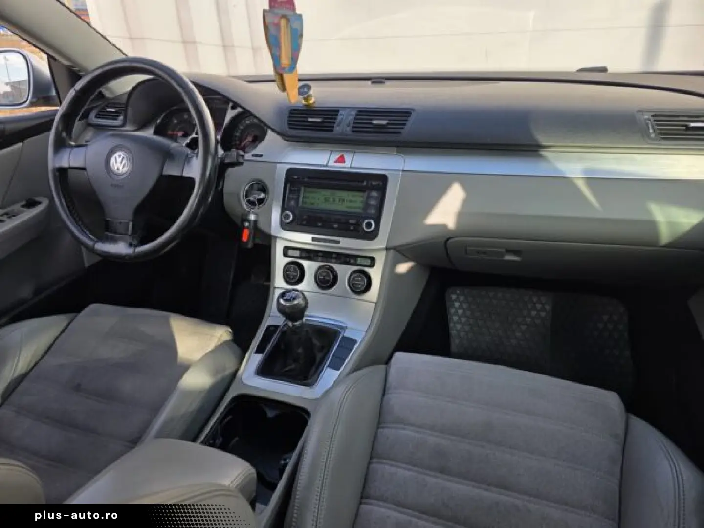 VW PASSAT   An 2006   Motor 2 0