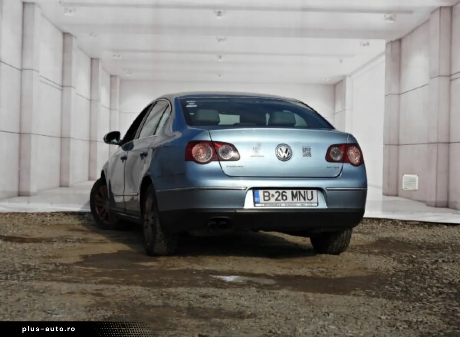 VW PASSAT   An 2006   Motor 2 0