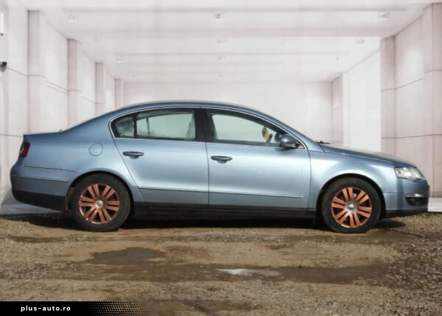 VW PASSAT   An 2006   Motor 2 0