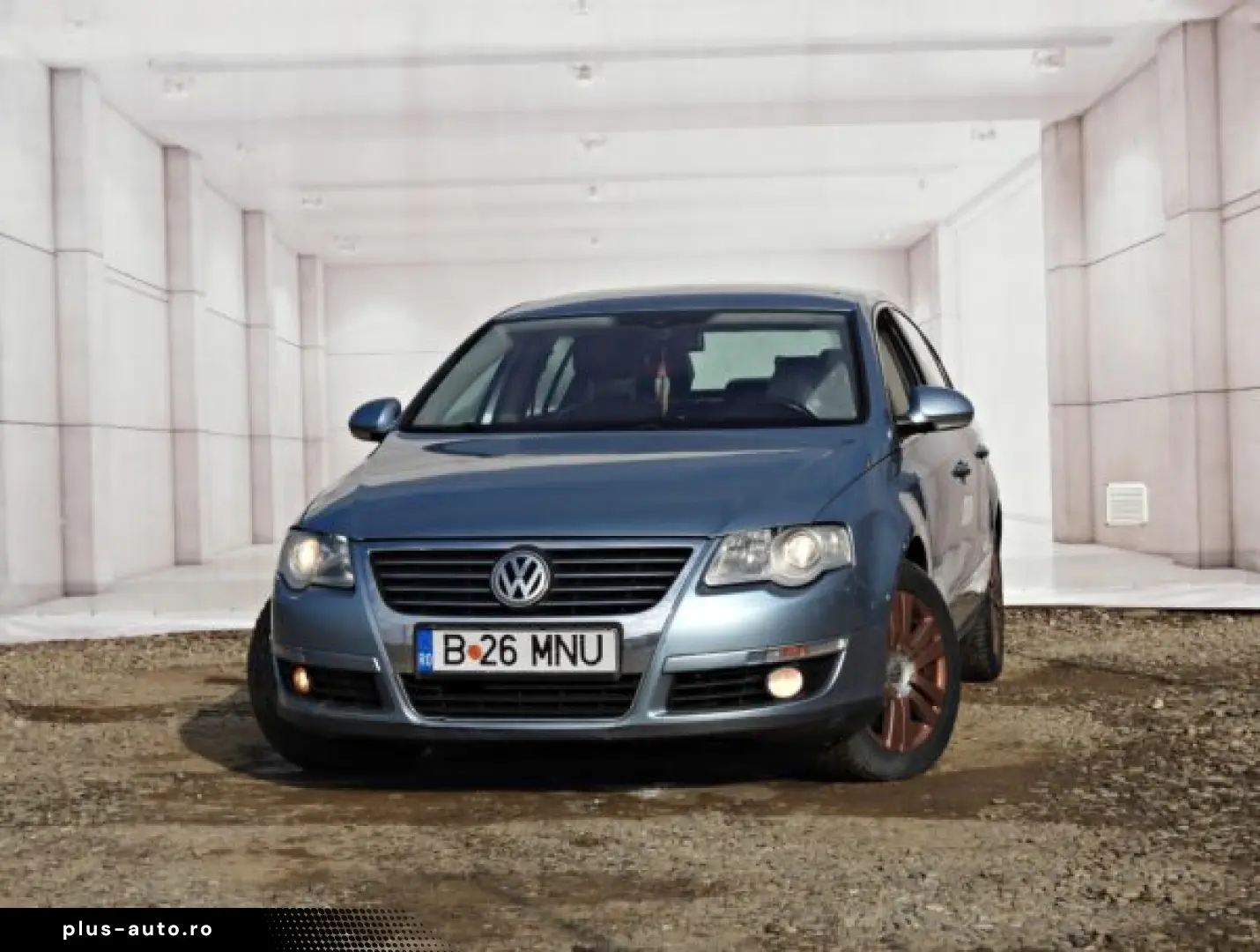 VW PASSAT   An 2006   Motor 2 0