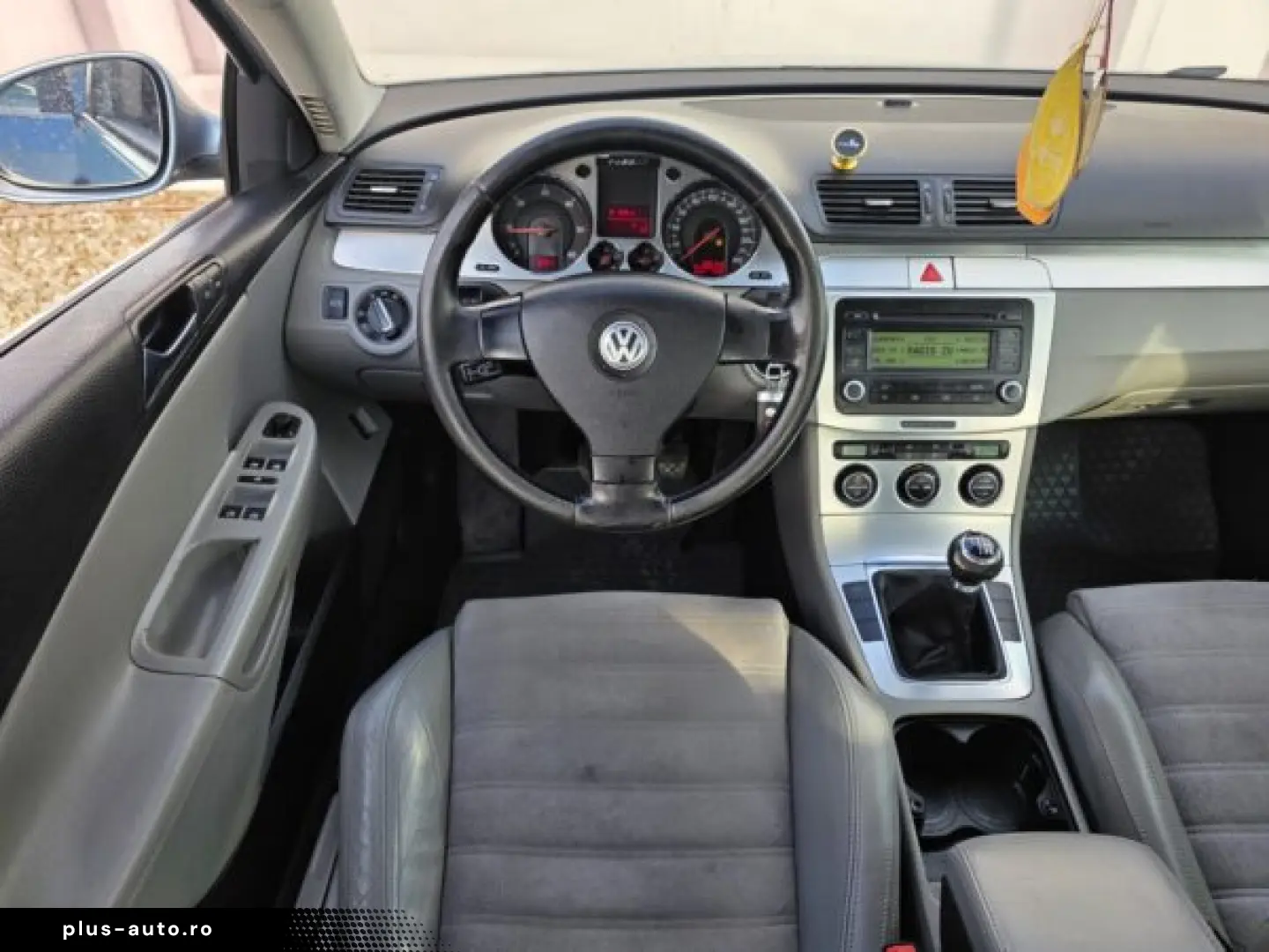 VW PASSAT   An 2006   Motor 2 0