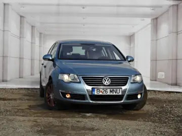 VW PASSAT   An 2006   Motor 2 0