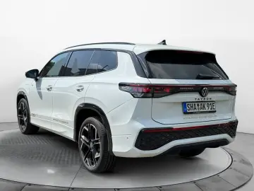 VW Tayron eHybrid R-Line DSG AHK HUD NAVI PANO