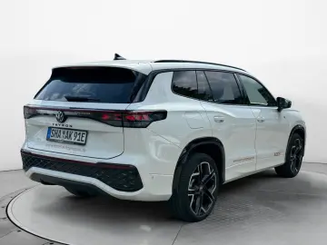 VW Tayron eHybrid R-Line DSG AHK HUD NAVI PANO