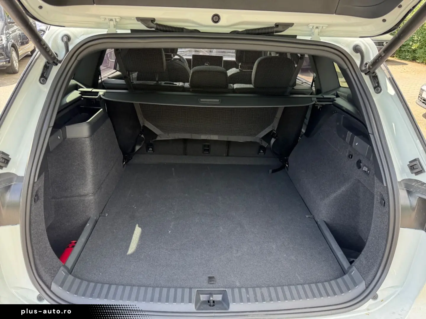 VW Tayron eHybrid R-Line DSG AHK HUD NAVI PANO