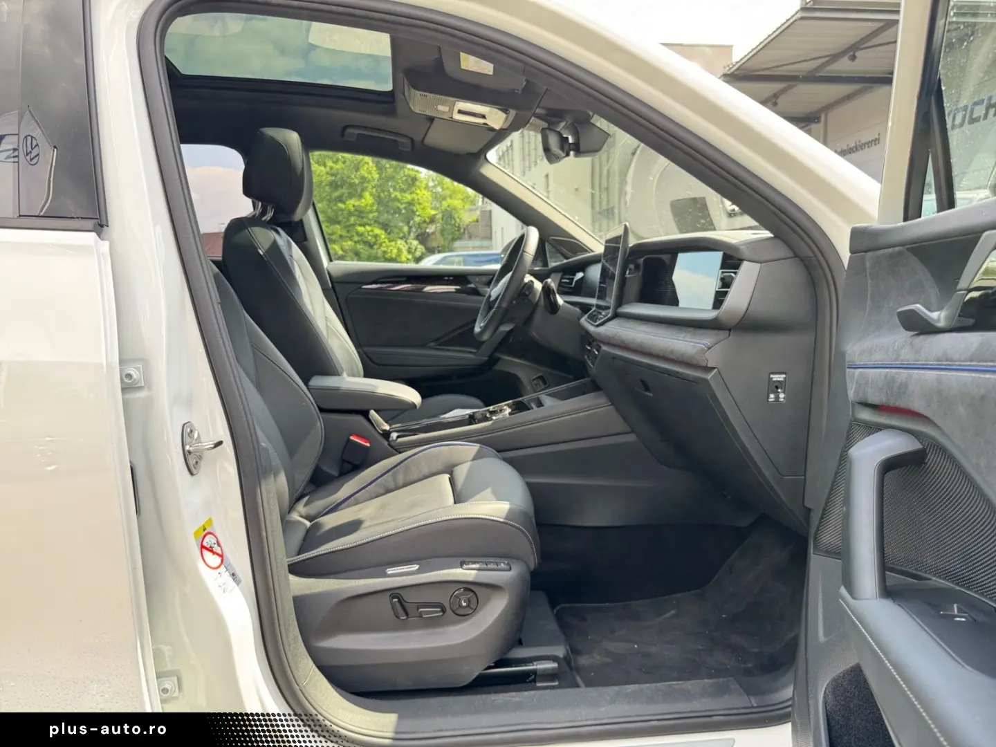 VW Tayron eHybrid R-Line DSG AHK HUD NAVI PANO