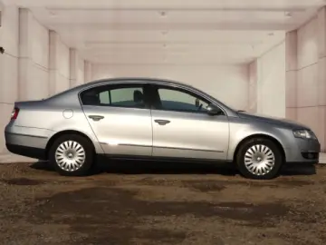 VW PASSAT   An 2006   Motor 2 0