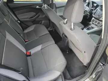 FORD FOCUS   An 2012   Motor 1 6