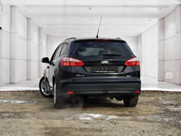 FORD FOCUS   An 2012   Motor 1 6