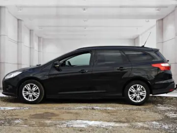 FORD FOCUS   An 2012   Motor 1 6