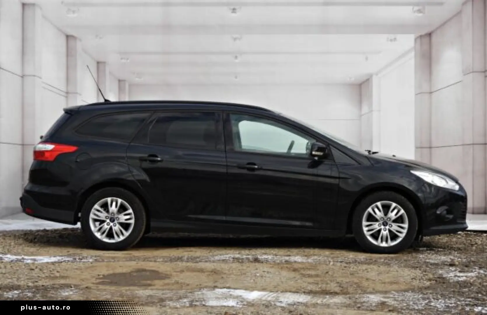FORD FOCUS   An 2012   Motor 1 6