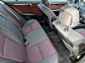 MERCEDES C180   An 2010   Motor 2 2