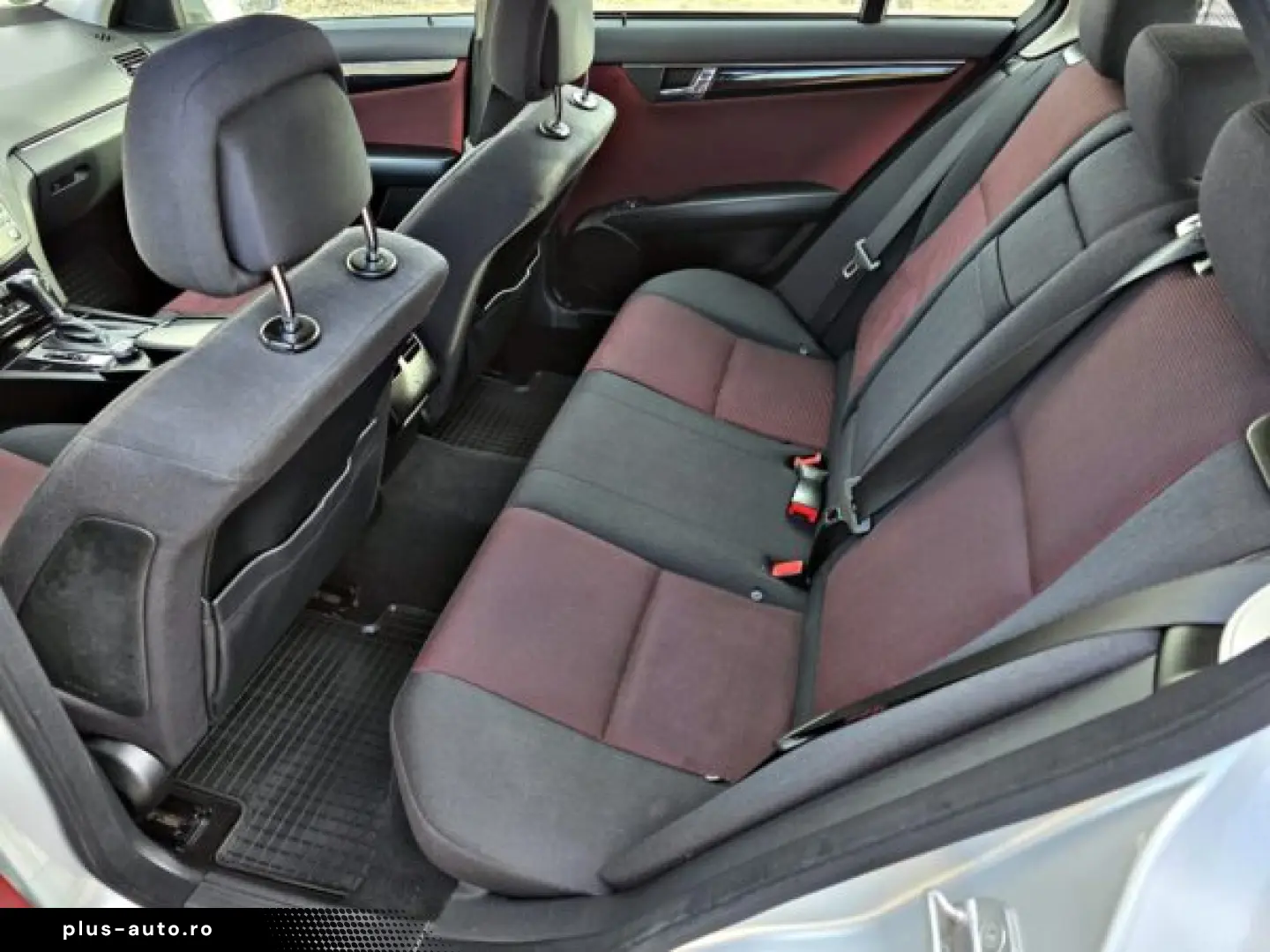 MERCEDES C180   An 2010   Motor 2 2