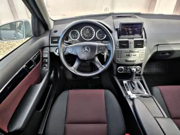 MERCEDES C180   An 2010   Motor 2 2