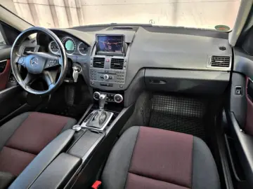 MERCEDES C180   An 2010   Motor 2 2