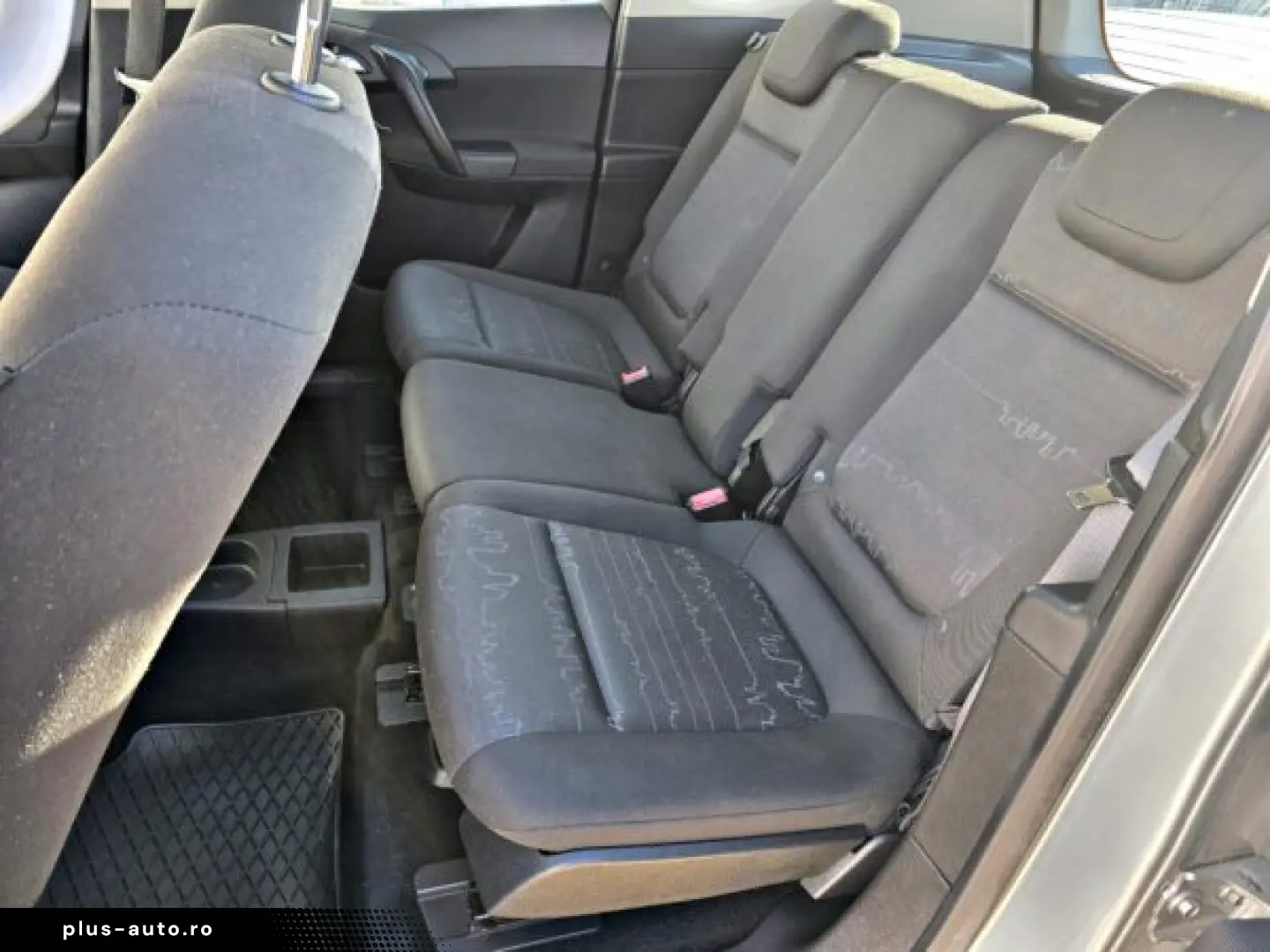 OPEL MERIVA   An 2011   Motor 1 7