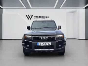 TOYOTA Land Cruiser 2.8 AWD Executive 1.Hand Deutsch