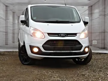 FORD TRANZIT – MICROBUZ CU 9 LOCURI   An 2012